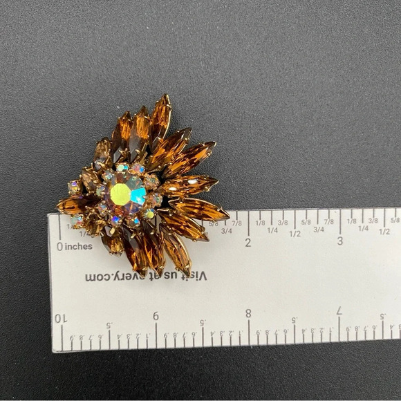 Vintage Navette Amber and Brown AB Rhinestone Brooch - Old Hollywood Style - Picture 7 of 13